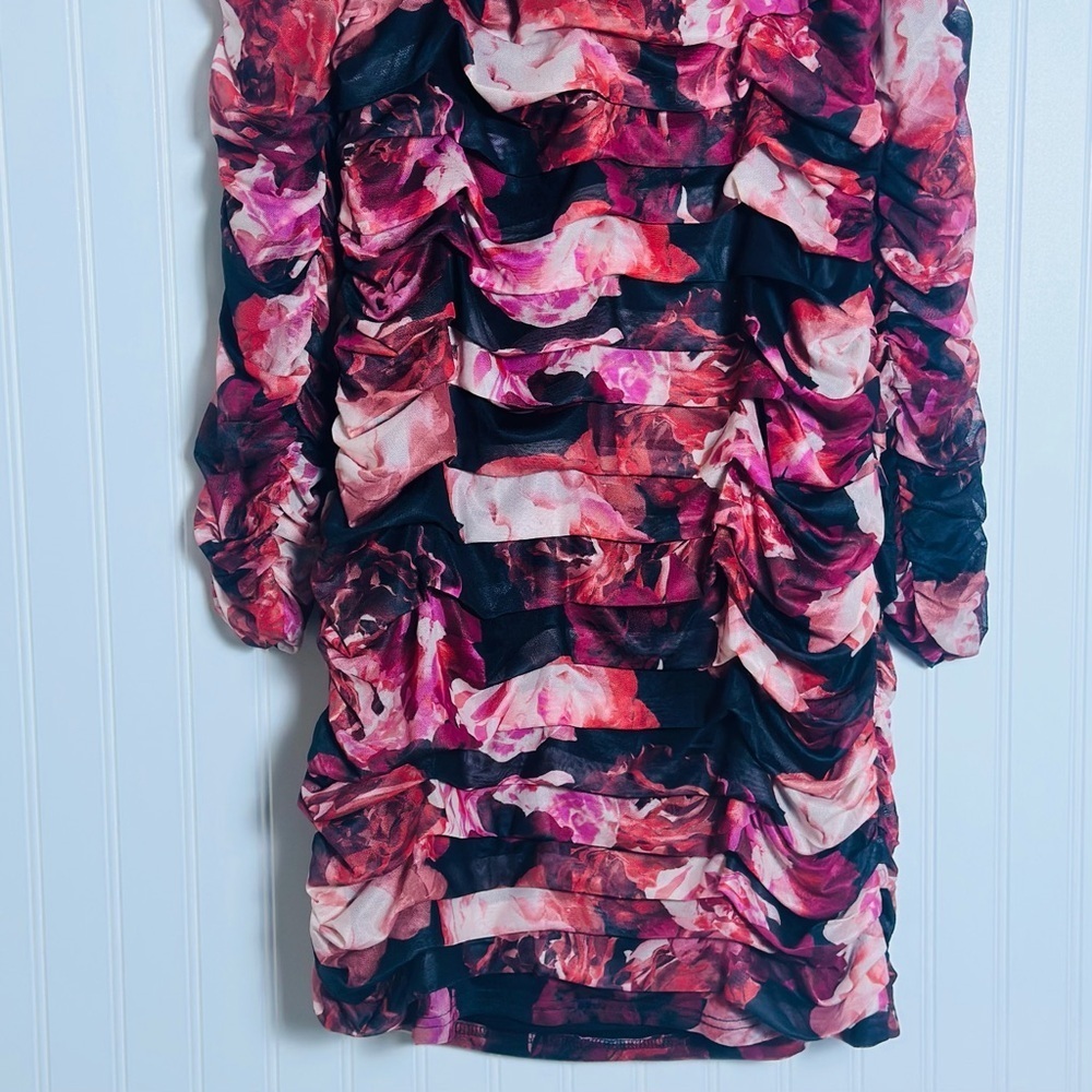 Ruched Floral Long-Sleeve Mini Dress in Pink and Black Cache XL - Picture 4 of 10